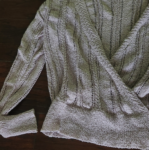 ASTR LAVENDER PURPLE SWEATER 💜 - Picture 9 of 10